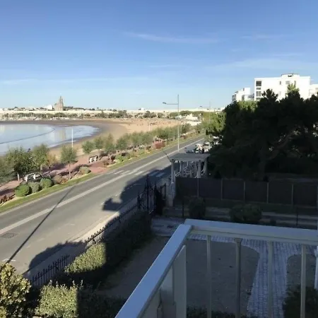 Appartement Royan, 2 Pièces, 3 Personnes - Fr-1-305-172 Royan