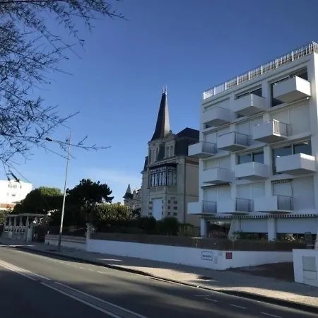 Appartement Royan, 2 Pièces, 3 Personnes - Fr-1-305-172 *